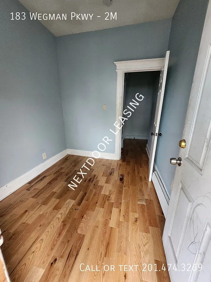 183 Wegman Pkwy — Photo 3