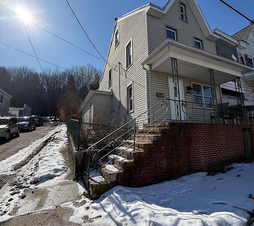 1st image of 1000 Brock St