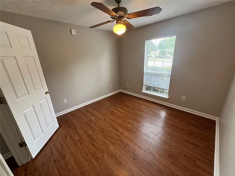3770 Oak Park Dr — Photo 14