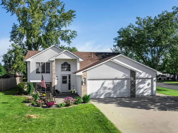 308 Shea St, Belle Plaine, MN 56011