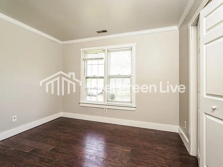 980 Hamilton Ridge Ln — Photo 4