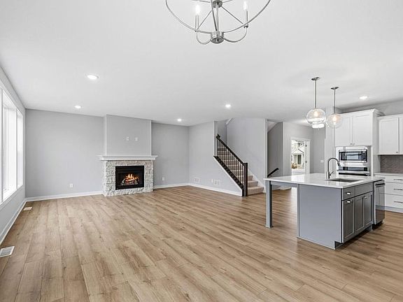 3rd image of 11797 35th St N