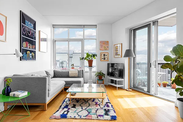 Sold by Compass | media 2