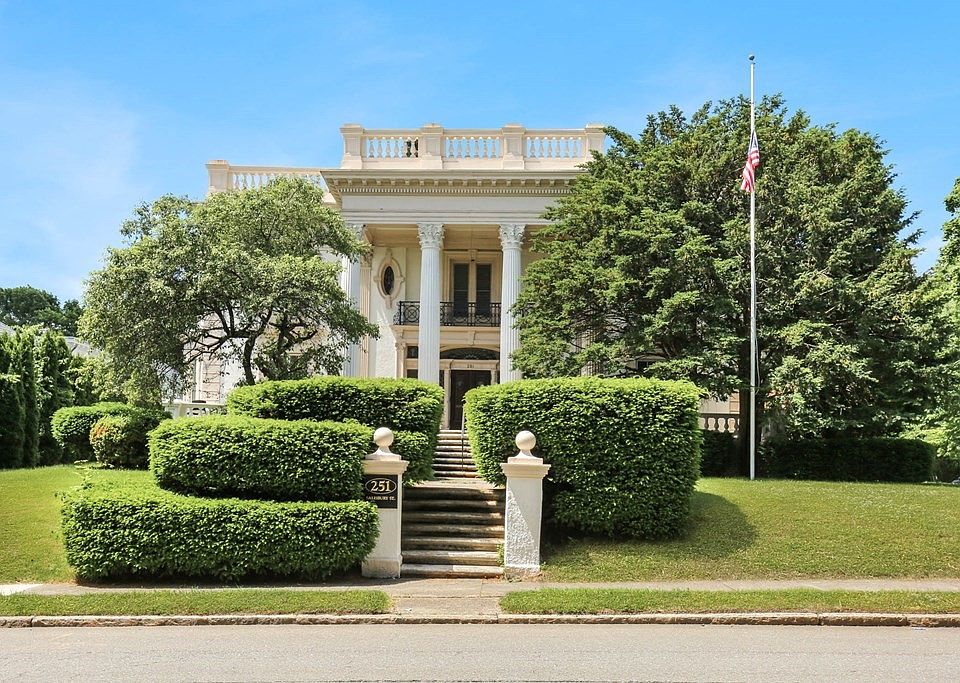 251 Salisbury St, Worcester, MA 01609 MLS 73000438 Zillow