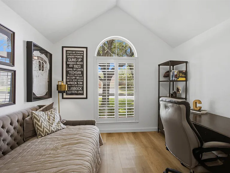 1833 Paradise Ridge Dr — Photo 4