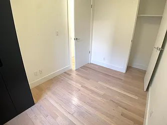 Rented by Tapiro Realty