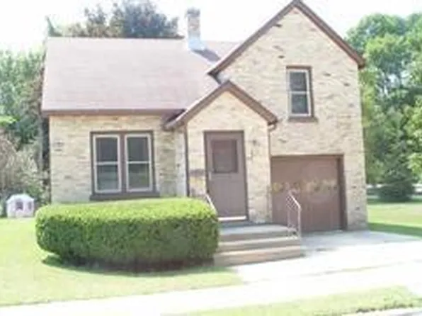111 Frederick STREET, Plymouth, WI 53073
