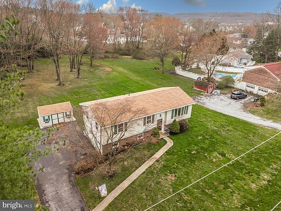 2nd image of 2701 N Barley Sheaf Rd