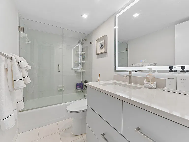 1021 Hillsboro Mile Bch #1008 — Photo 15