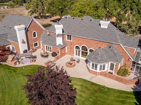 1010 Lane 11, Powell, WY 82435