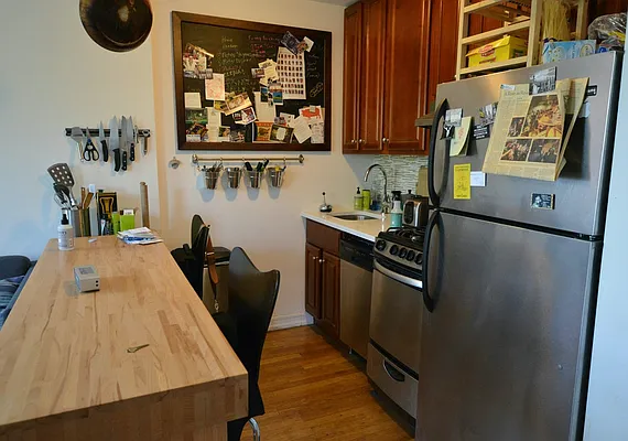 Rented by Bold New York | media 8