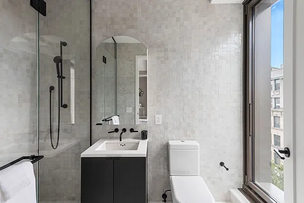 Sold by Nest Seekers International | media 13