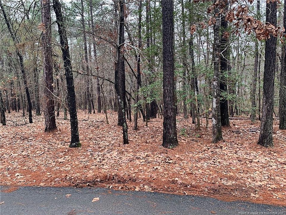 2nd image of 186 Lakewind Ct