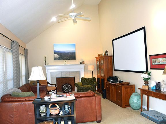 4th image of 5660 Fawnbrook Ln