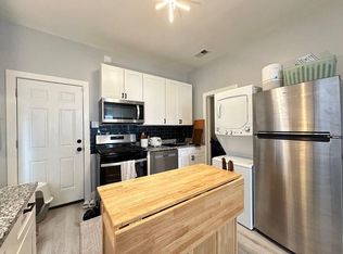 1333 W Walton St #2A, Chicago, IL 60642