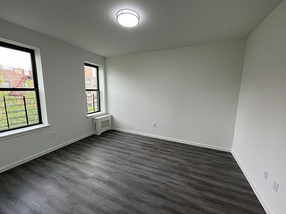4th image of 74 Post Ave APT 2B