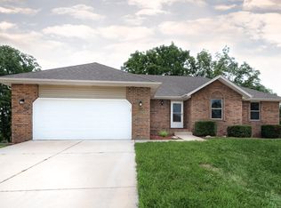 3725 W Vincent Dr, Springfield, MO 65810