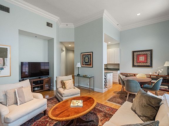 5th image of 20 Tileston St APT 1A
