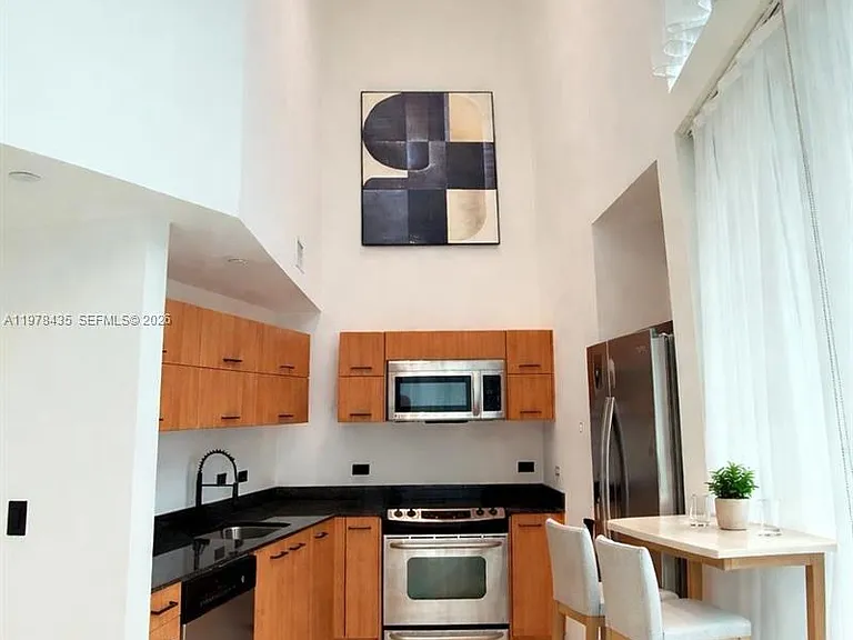 350 S Miami Ave #312 — Photo 8