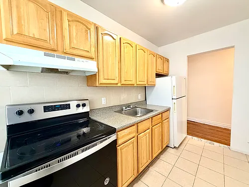 3085 Brighton 13th St #3K Photo 1
