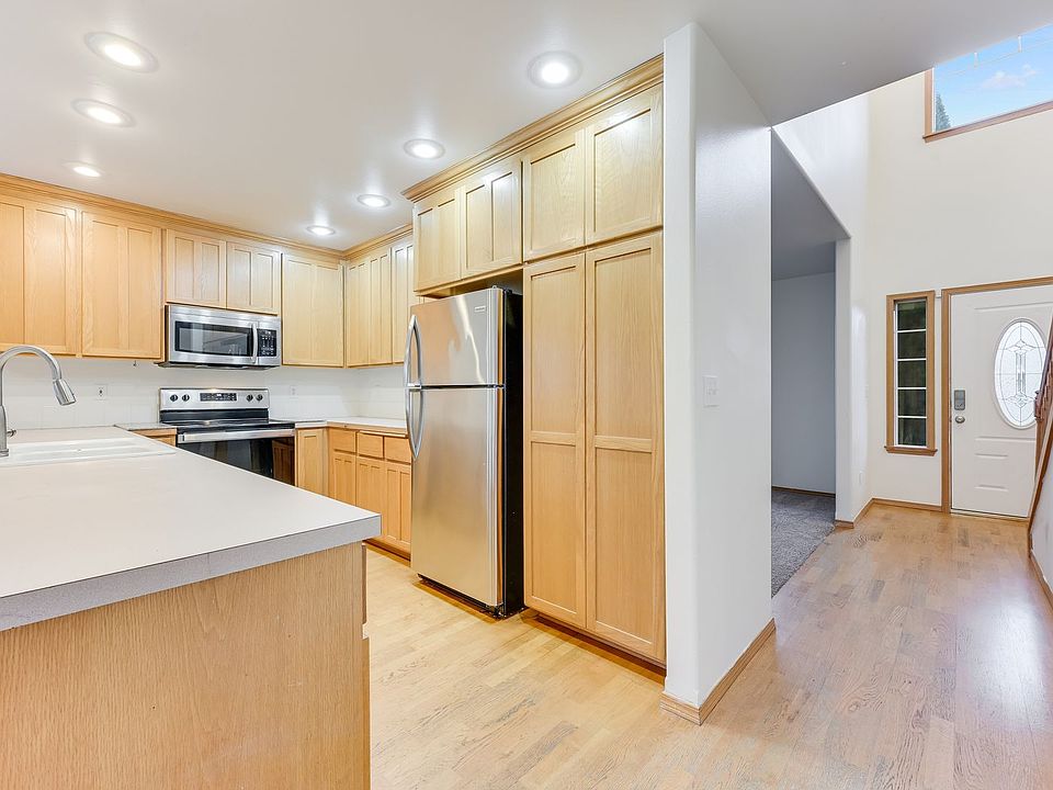 1st image of 8620 134th Street Ct E