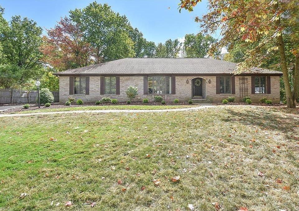 1st image of 1534 Woodlake Blvd