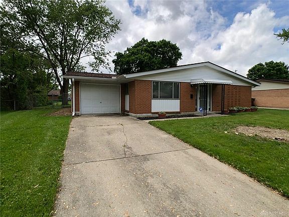 3rd image of 334 Winnimac Ave