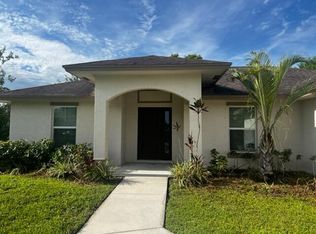 2450 SW Mabry Ct, Port Saint Lucie, FL 34953