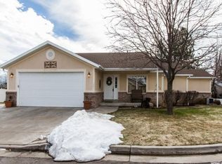 1931 E 5900 S, South Ogden, UT 84403
