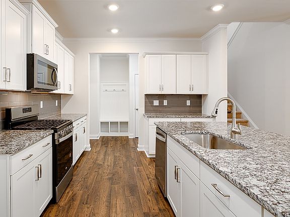 4th image of 4168 Steel Way