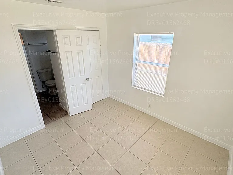 3501 L St — Photo 17