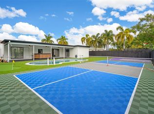 5230 Tyler St, Hollywood, FL 33021