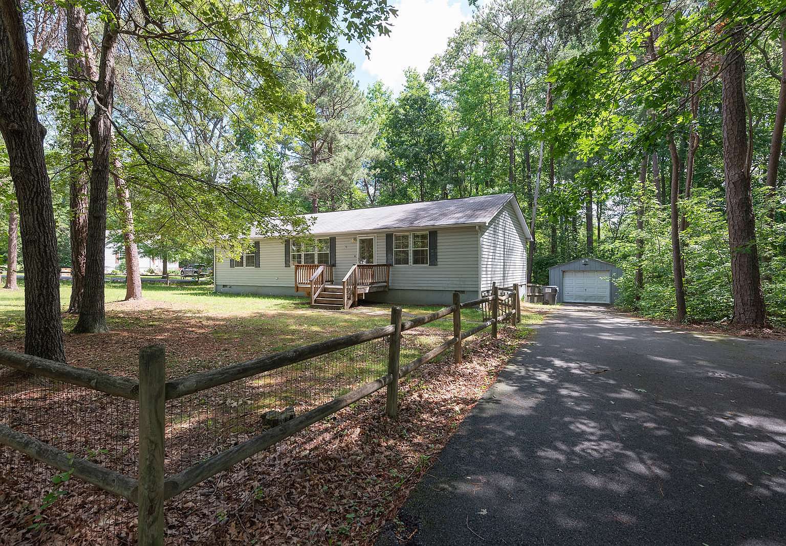 101 Dover Dr, Ruther Glen, VA 22546 Zillow