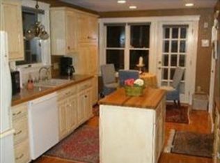 18 Hawthorne St, Haverhill, MA 01835