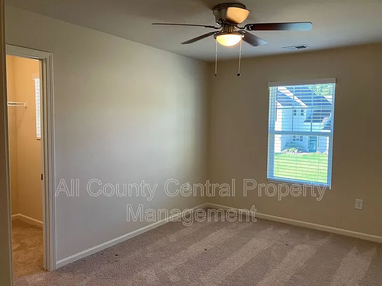 230 Smith Glen Dr — Photo 17