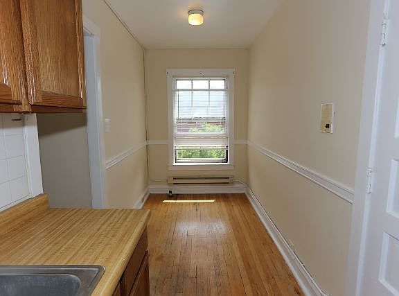 4th image of 2910 N Mildred Ave APT 3W