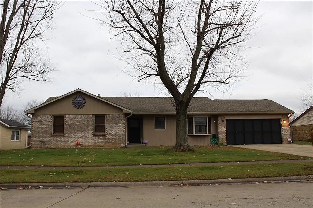 5529 Char Dr photo 1