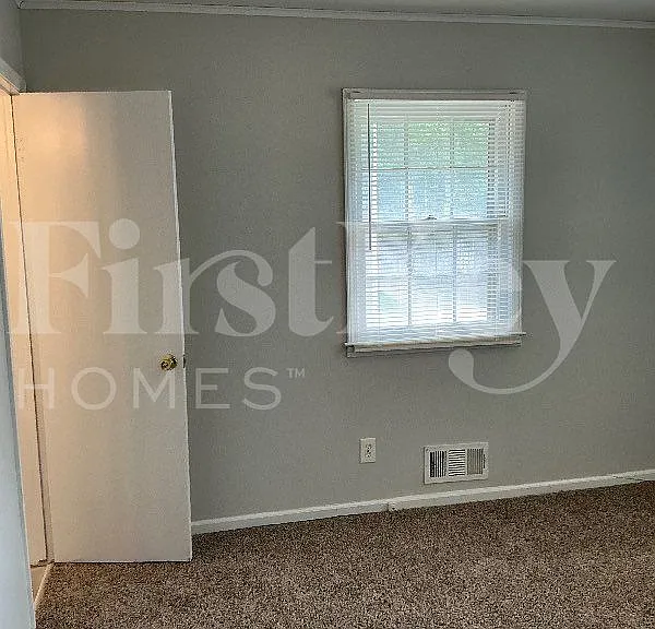 15403 E 43rd Ter S — Photo 8