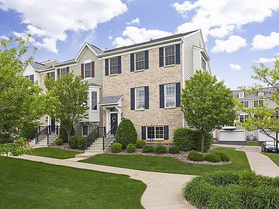 3rd image of 11220 Sand Castle Dr #A