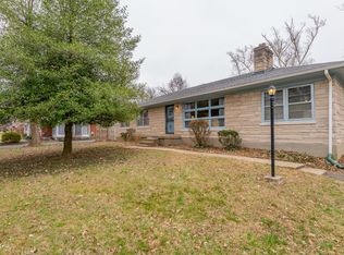 9004 Hudson Ln, Louisville, KY 40291