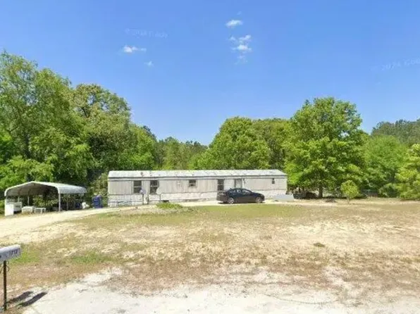1717 Belgrave Cir, Hope Mills, NC 28348