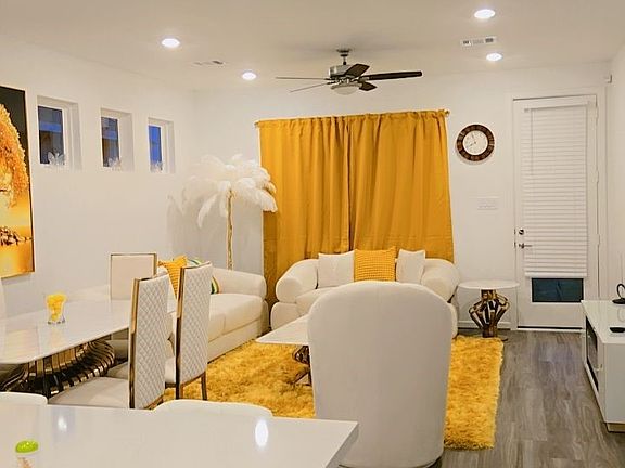 3rd image of 7122 Clearwater Cove Dr #7122