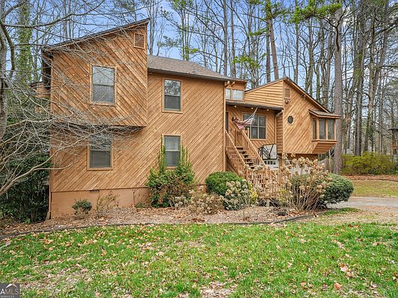 4th image of 1185 Autumn Ridge Dr