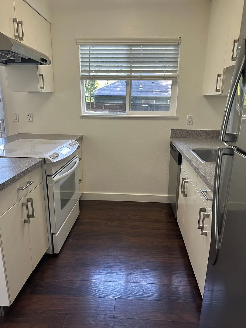 BBB02 - SE 30th Pl — Photo 4