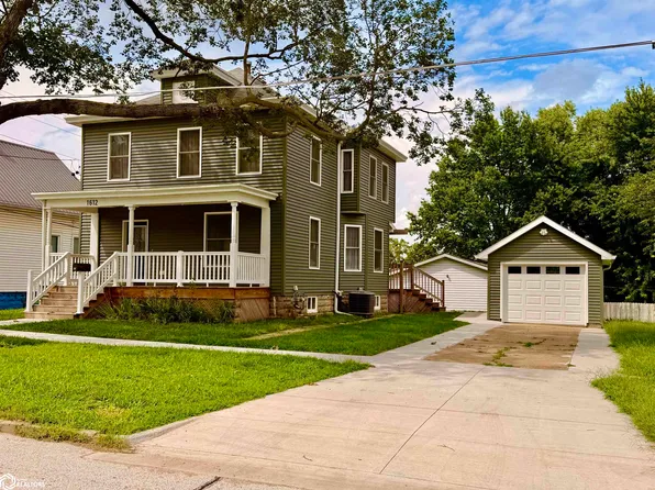 1612 Smith St, Burlington, IA 52601