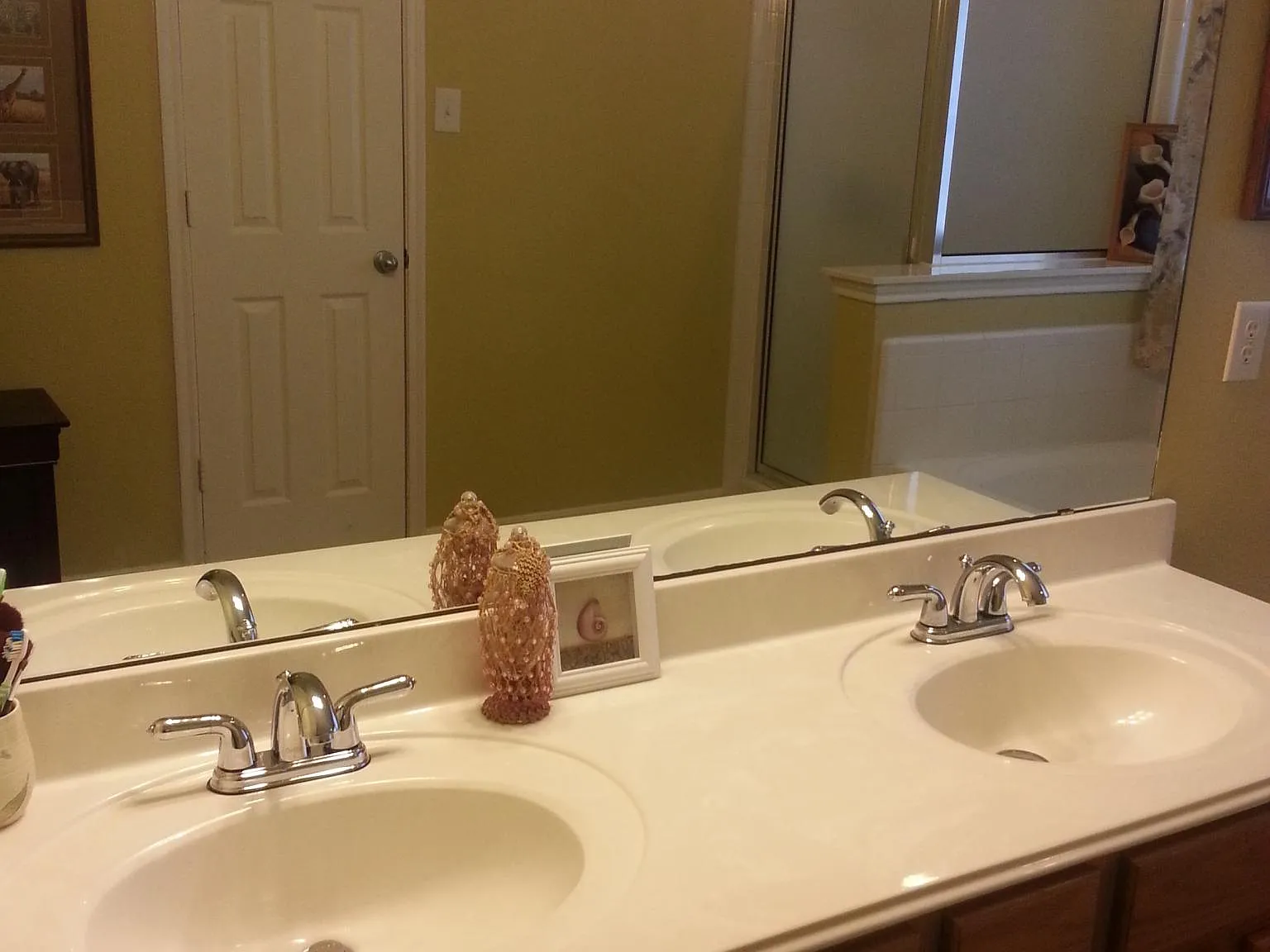 4 bed, 3.5 bath, 3524 sqft, $2,500 — Photo 3