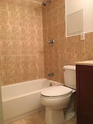 Rented by Meraki Realty LLC | media 8