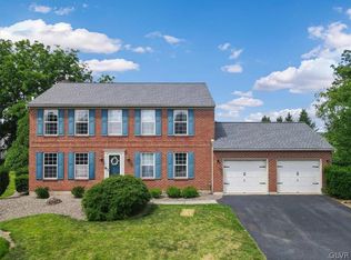 423 W Mayfield Cir, Bethlehem, PA 18020