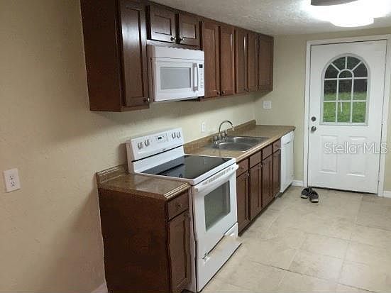 5th image of 1600 Hickory Ave