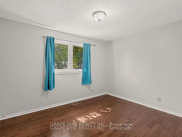 104 Oriole Ave — Photo 9